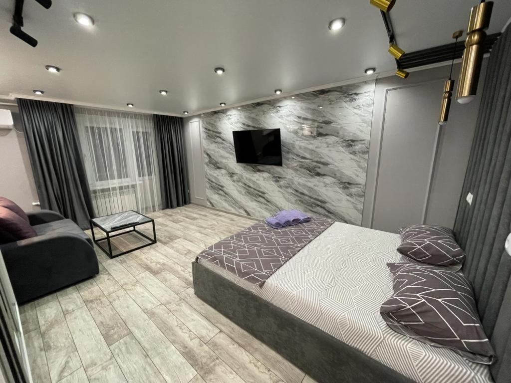 Люкс Академика Сатпаева 19 Lägenhet Pavlodar Exteriör bild