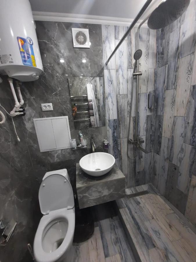 Люкс Академика Сатпаева 19 Lägenhet Pavlodar Exteriör bild